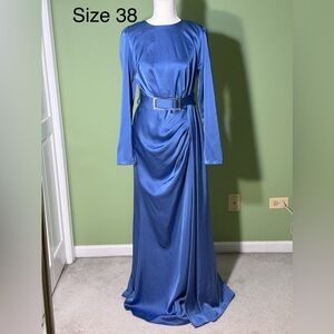 Elegant Blue Long Sleeve Dress